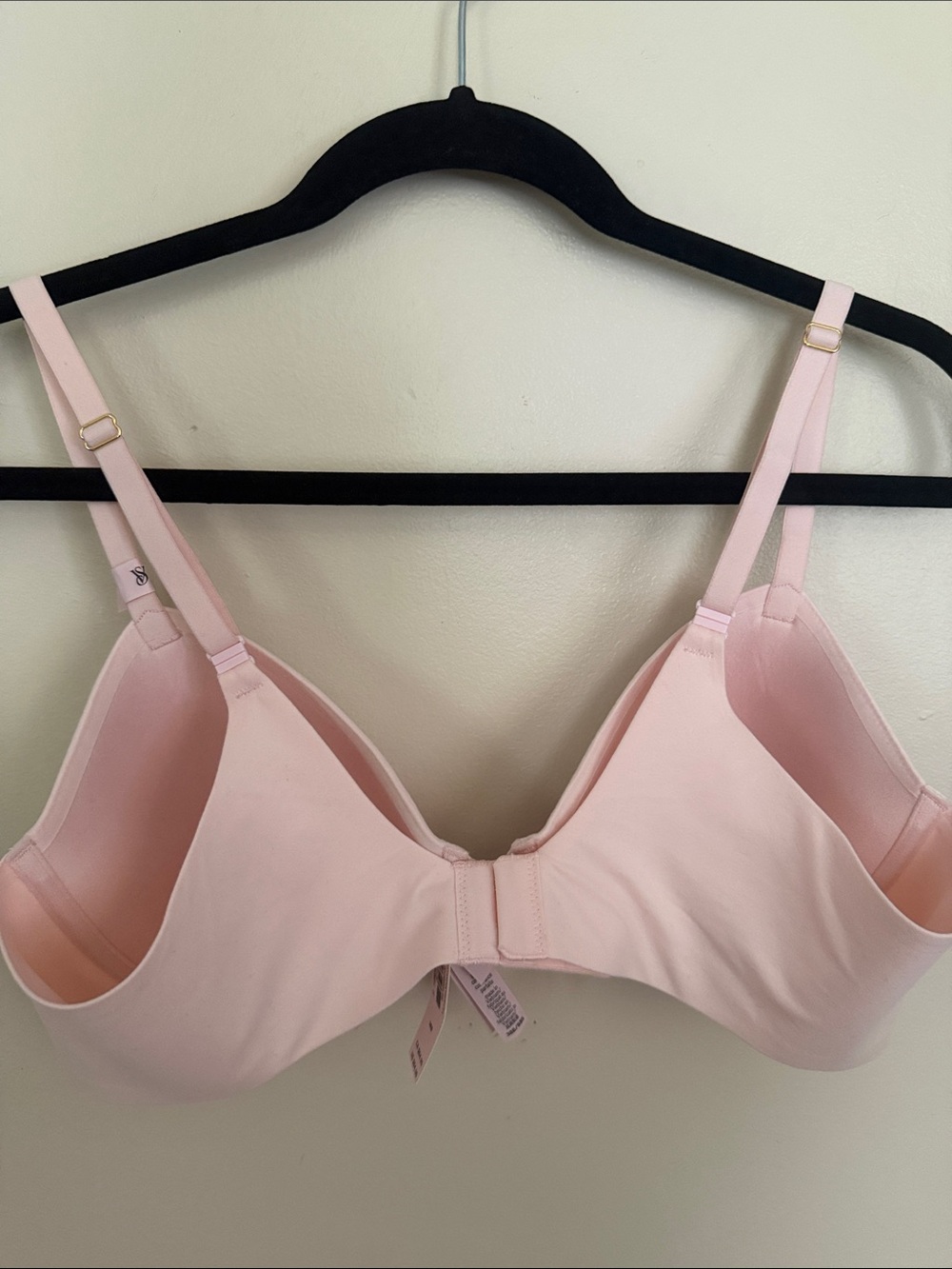 Victoria's Secret Pale Pink Seamless T-Shirt Bra - Picture 3 of 4